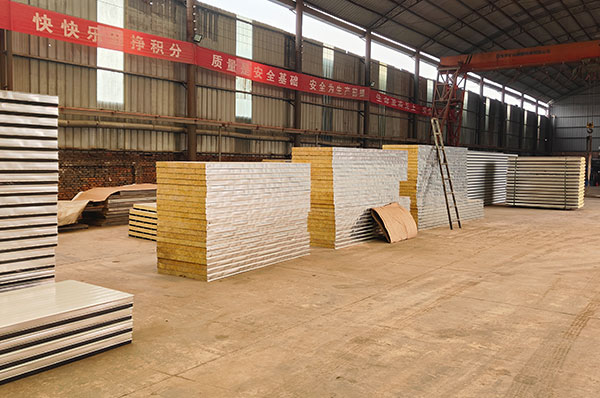 岩棉夹芯板2